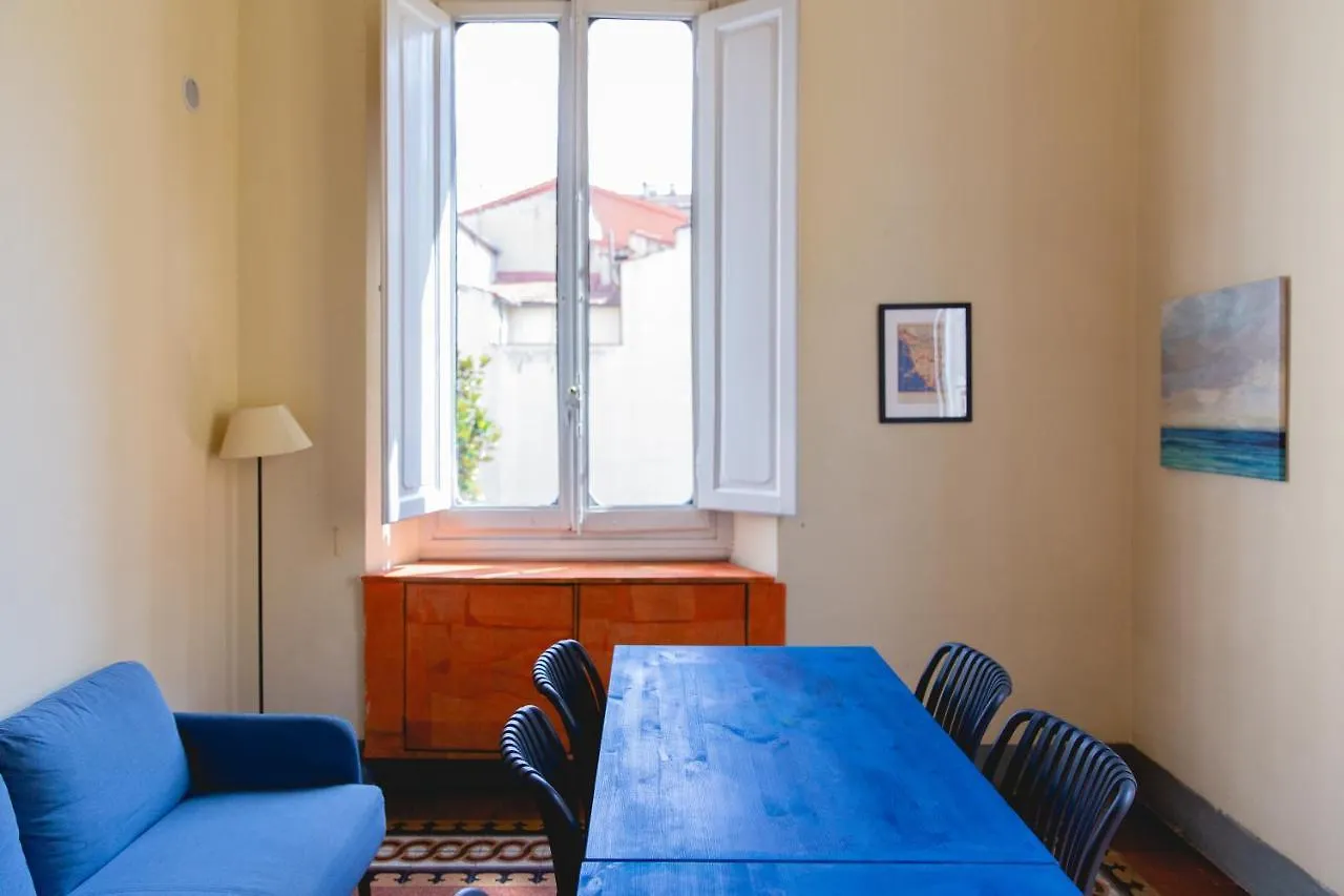 Comfy Big Apartment Outside Ztl Флоренция Италия